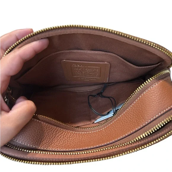 Coach DISNEY X COACH GRAHAM CROSSBODY IN SIGNATURE JACQUARD - Picture 5 of 6